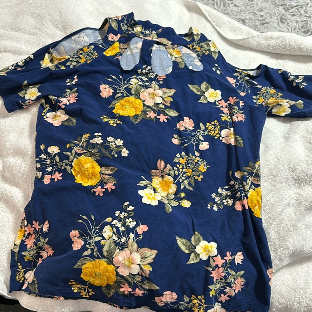Floral top with exposed shoulders